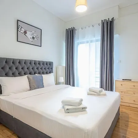 Nina,1 Minute From Metro Station Apartment Athens