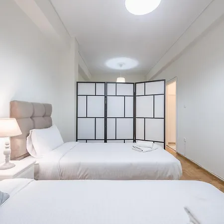 Apartment Nina,1 Minute From Metro Station *