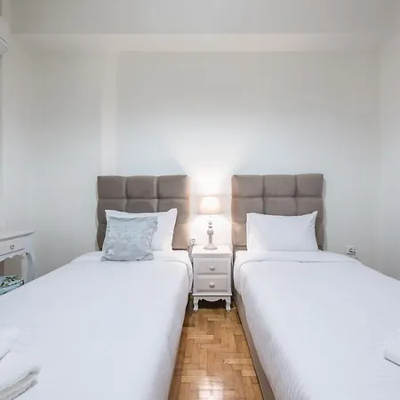 Nina,1 Minute From Metro Station * Athens