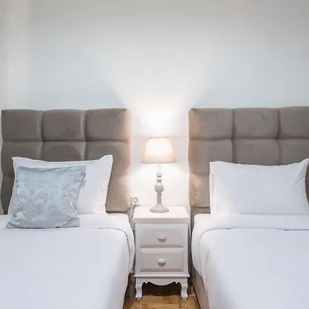 Apartment Nina,1 Minute From Metro Station Athens