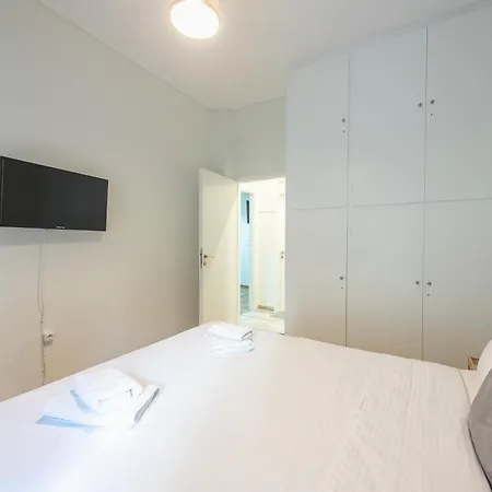 Nina,1 Minute From Metro Station * Atene