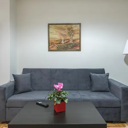 Nina,1 Minute From Metro Station Appartamento Atene